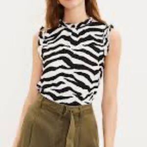 NWT LOFT Tiger Print Textured Ruffled Top Sleeveless M Ruffled Neck